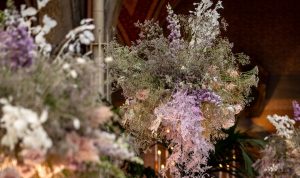 Addobbi floreali matrimonio: ultime tendenze, stili e colori must